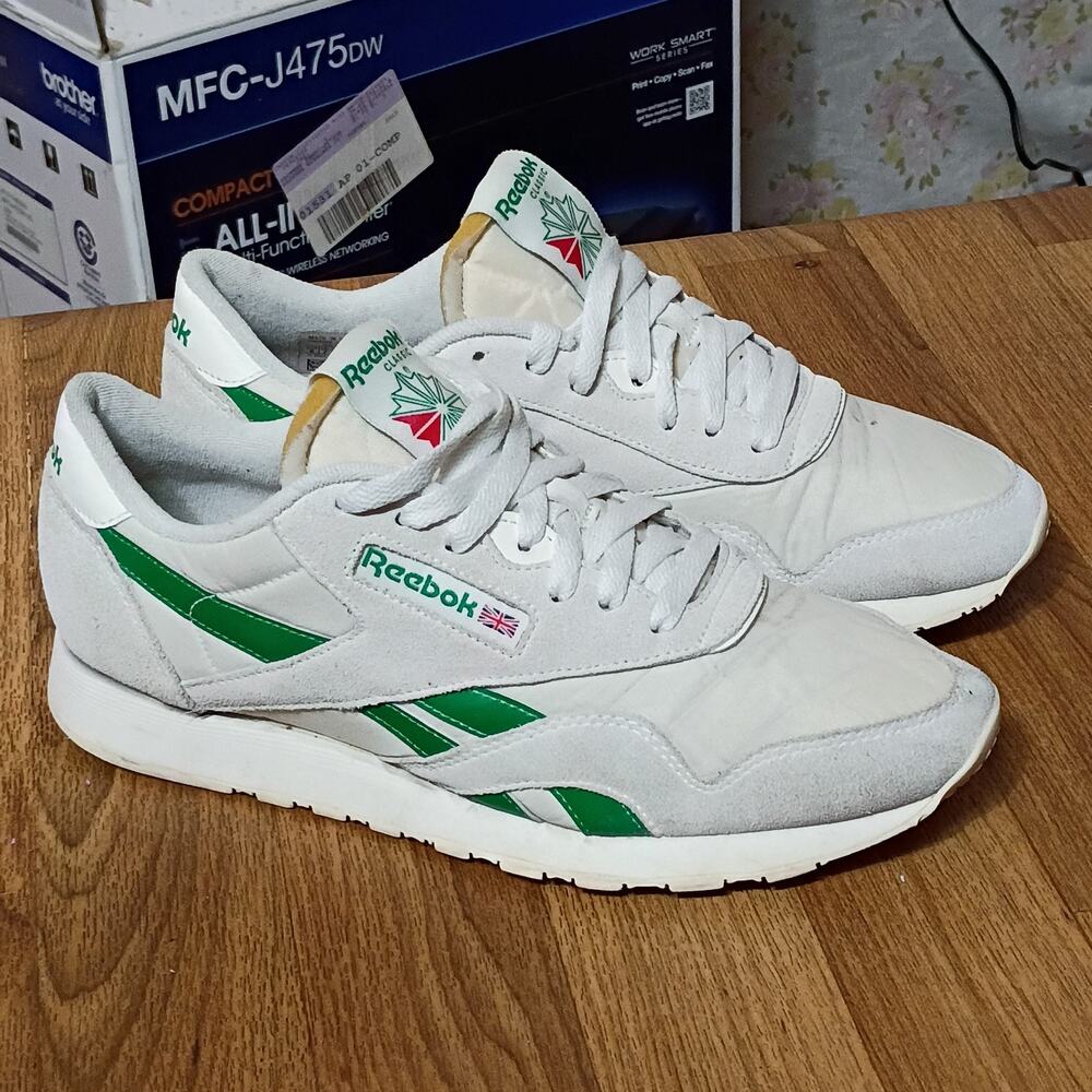 Reebok Classic Nylon White Green Men’s Low Top Athletic Shoes Sneakers Siz8